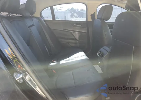 2018 Jaguar Xe z USA, uszkodzony, nr VIN SAJAR4FX8JCP24106